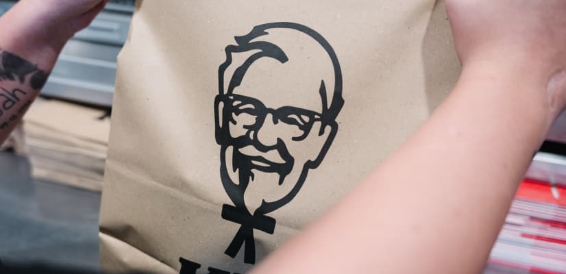 TÜM İNSALARA İNANIRIZ